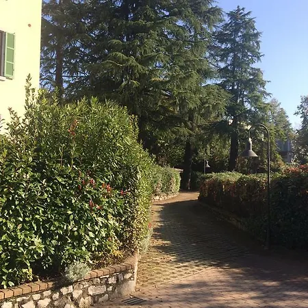Apartment Apartament Conti Reina Lake Como