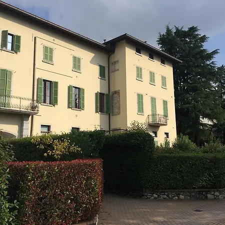 Apartament Conti Reina Lake