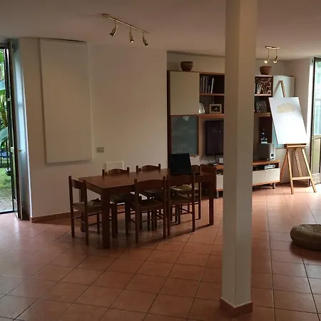 Apartment Apartament Conti Reina Lake *